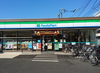 ファミリーマート 板橋台橋通り店の画像1