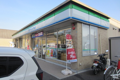 ファミリーマート 貝塚警察署前店の画像1