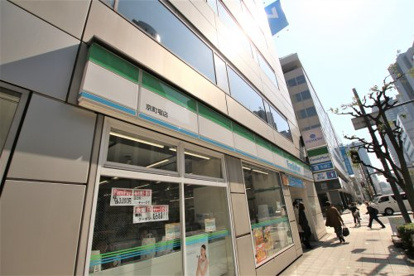 ファミリーマート京町堀店の画像2