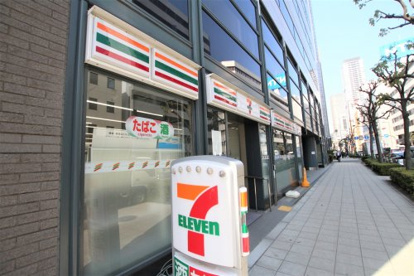 セブンイレブン 大阪靭公園東店の画像1
