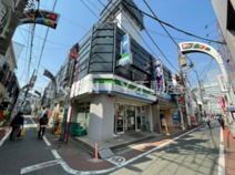 ファミリーマート 旗の台駅前店