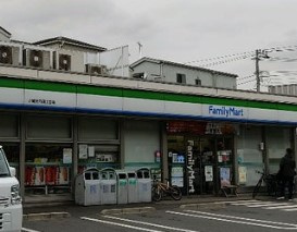 ファミリーマート 川崎浜町四丁目店の画像1