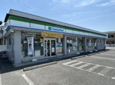 ファミリーマート 海老名運動公園前店