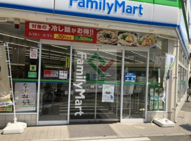 ファミリーマート ひばりヶ丘駅東店の画像1