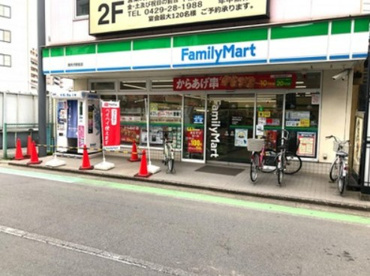 ファミリーマート 西所沢駅前店の画像1