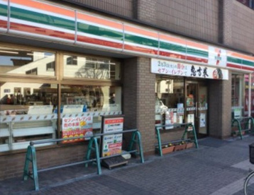 セブンイレブン 久喜駅東口店の画像1