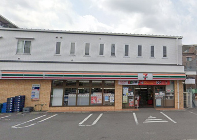 セブンイレブン 川崎古川町店の画像1