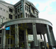 枚方市立中央図書館