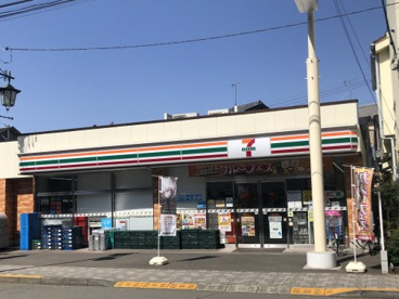 セブンイレブン国立中店の画像1