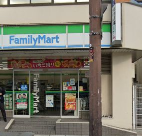 ファミリーマート 北加賀屋店の画像1