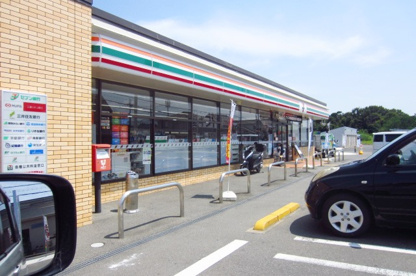 セブンイレブン 泉南新家東店の画像1