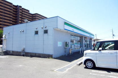 ファミリーマート 泉南男里北店の画像1