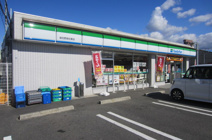 ファミリーマート 泉佐野高松東店