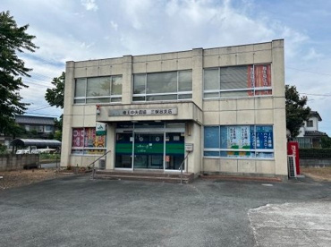 JA埼玉中央三保谷支店の画像1