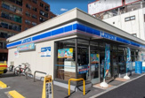 ローソン 新宿曙橋店