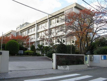 豊中市立 桜井谷小学校の画像1