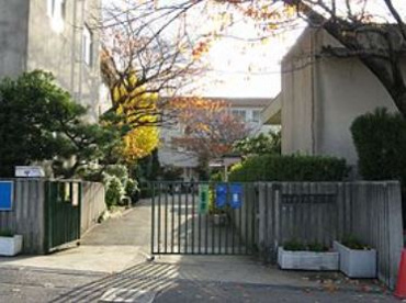 豊中市立 少路小学校の画像1