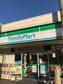 ファミリーマート 大島四丁目店の画像1