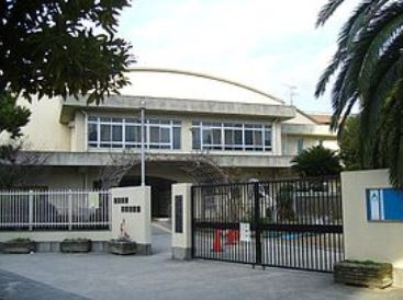 豊中市立第四中学校の画像1