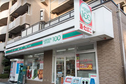 ローソンストア100 LS東住吉田辺店の画像1