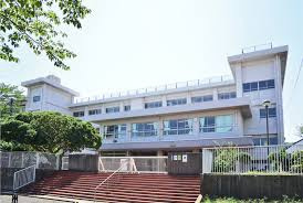 横須賀市立神明中学校の画像1