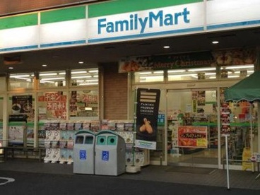 ファミリーマート 東陽六丁目店の画像1