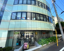 小学校 Laurus International School of Science (青山校)