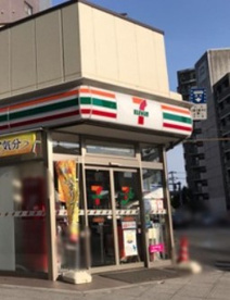 セブンイレブン 川崎柳町東店の画像1