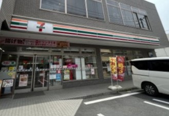 セブンイレブン 川崎八丁畷駅前店の画像1