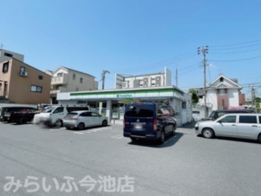 ファミリーマート 千種春岡二丁目店の画像1
