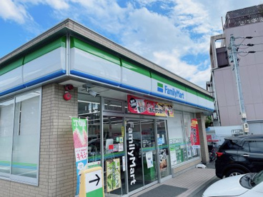 ファミリーマート 千種仲田二丁目店の画像1