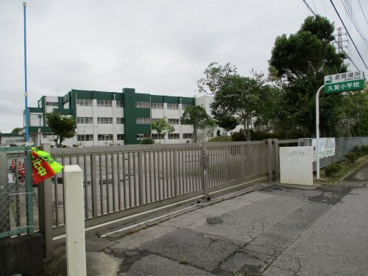 取手市立久賀小学校の画像1
