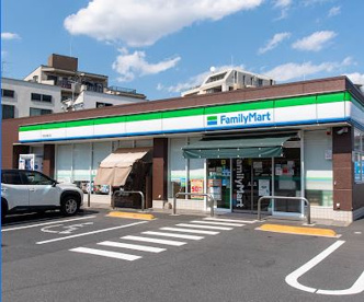 ファミリーマート 世田谷廻沢店の画像1