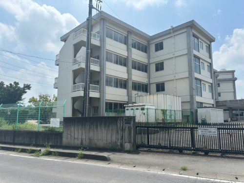 藤中学校の画像