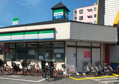 ファミリーマート かわぐち飯塚店の画像1