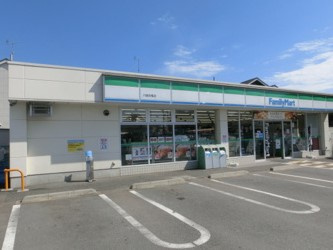 ファミリーマート 川越笠幡店の画像1