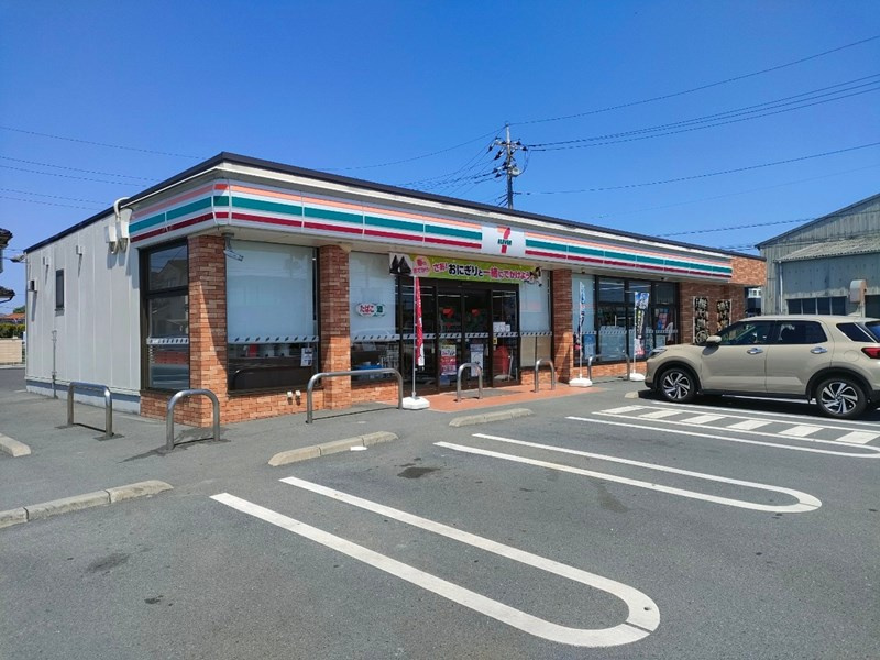 セブンイレブン 小山間々田店の画像