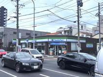 ファミリーマート 鳥居通店