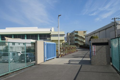 摂津市立第四中学校の画像1