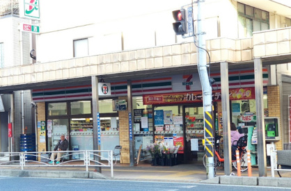 セブンイレブン　横須賀追浜町店の画像1