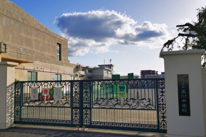 川崎市立玉川中学校の画像1