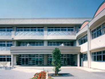鴻巣市立鴻巣中央小学校の画像1