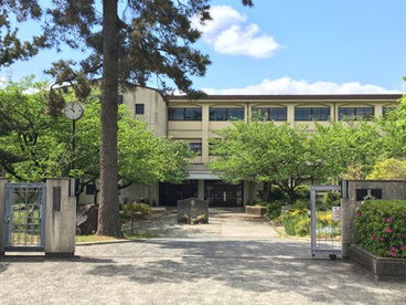 甲陵中学校の画像1