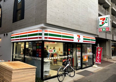 セブンイレブン 西早稲田1丁目早稲田通り店の画像1