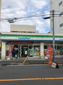 ファミリーマート 新宿矢来町店の画像1