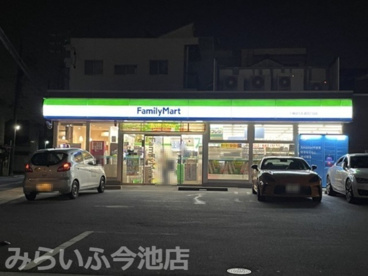 ファミリーマート 千種田代本通四丁目店の画像1