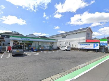 ファミリーマート綾瀬上土棚店の画像1