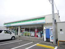 ファミリーマート 岸和田岡山町店