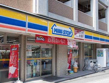 ミニストップ　生田駅南口店の画像1