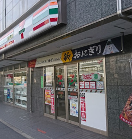 セブンイレブン 六本木3丁目店の画像1